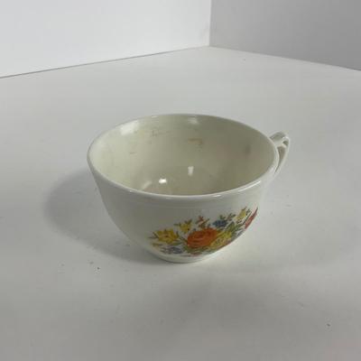 -55- GLASSWARE | Chinex Classic MacBeth Evans Bouquet | Tea Cups & Saucers