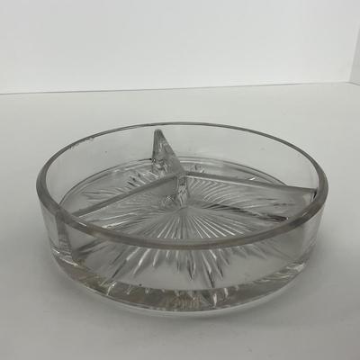 -67- GLASSWARE | Divided Clear Glass Dish With Metal Holder & Handle