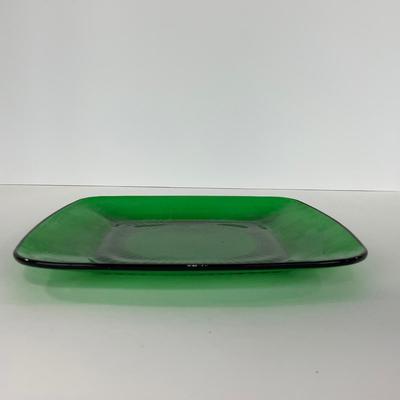 -68- GLASSWARE | Anchor Hocking Glass Co. | Forest Green Square Plates
