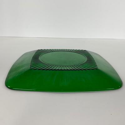 -68- GLASSWARE | Anchor Hocking Glass Co. | Forest Green Square Plates