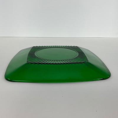-68- GLASSWARE | Anchor Hocking Glass Co. | Forest Green Square Plates