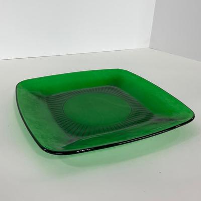 -68- GLASSWARE | Anchor Hocking Glass Co. | Forest Green Square Plates
