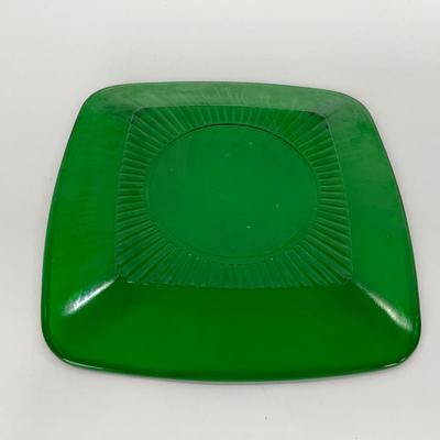-68- GLASSWARE | Anchor Hocking Glass Co. | Forest Green Square Plates