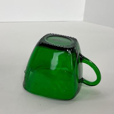-69- GLASSWARE | Anchor Hocking Glass Co. Forest Green | Small Plates & Creamers