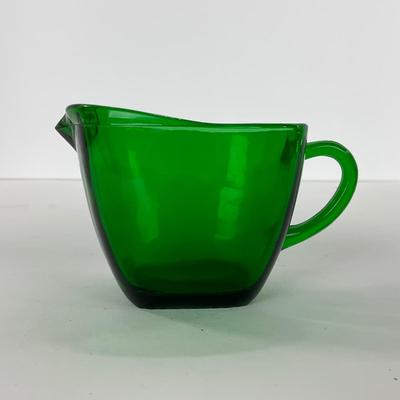 -69- GLASSWARE | Anchor Hocking Glass Co. Forest Green | Small Plates & Creamers