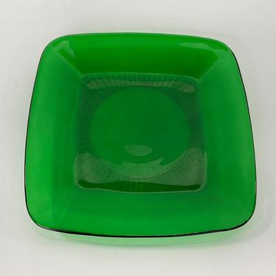 -69- GLASSWARE | Anchor Hocking Glass Co. Forest Green | Small Plates & Creamers