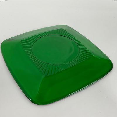 -69- GLASSWARE | Anchor Hocking Glass Co. Forest Green | Small Plates & Creamers
