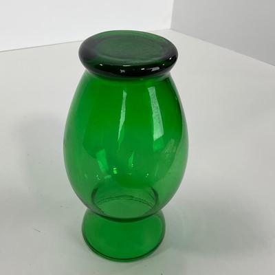 -70- GLASSWARE | Anchor Hocking Glass Co. | Forest Green Vases