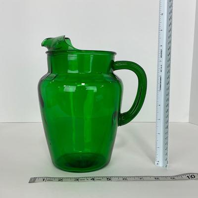 -71- GLASSWARE | Anchor Hocking Glass Co. | Forest Green Pitcher & Glass