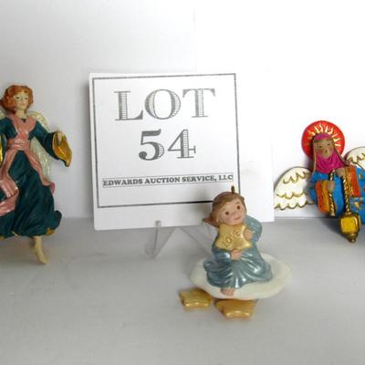 Lot of 3 Older Hallmark Christmas Ornaments in Boxes