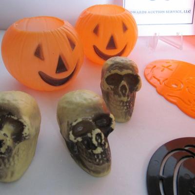 Misc Lot of Plastic Halloween Pail, Skulls, More