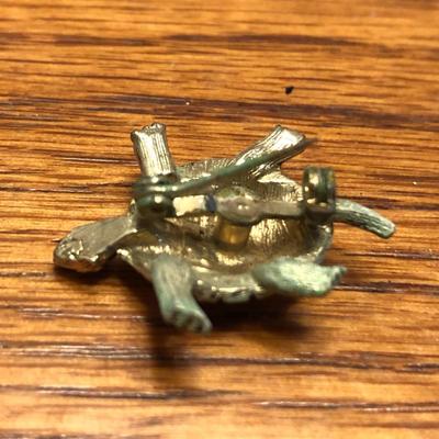 Vintage Fashion Pins Jewelry -Lot J210