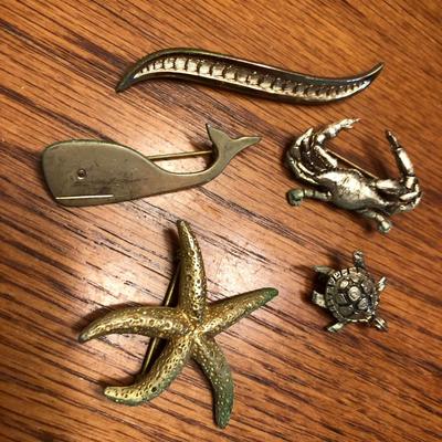 Vintage Fashion Pins Jewelry -Lot J210