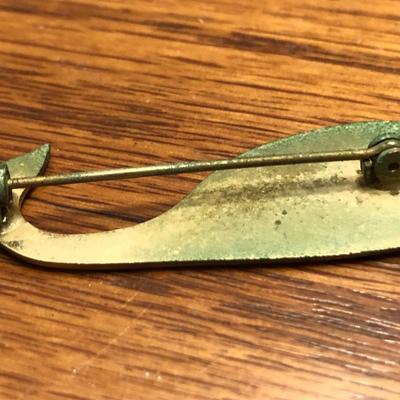 Vintage Fashion Pins Jewelry -Lot J210