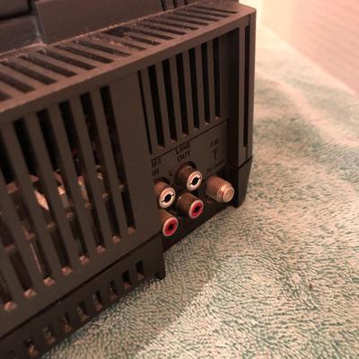 BOSE Wave Radio/CD w/Remote Tested -Lot 427