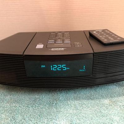 BOSE Wave Radio/CD w/Remote Tested -Lot 427