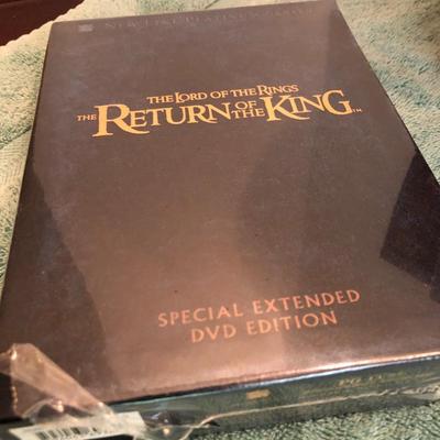 DVDs (Some New/Sealed) Lord of the Rings, Harry Potter & more -lot 428
