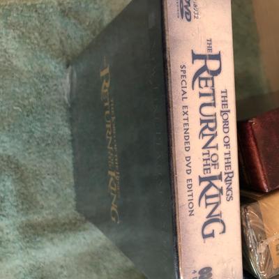 DVDs (Some New/Sealed) Lord of the Rings, Harry Potter & more -lot 428