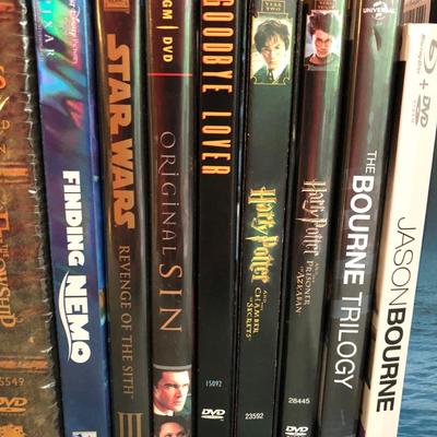 DVDs (Some New/Sealed) Lord of the Rings, Harry Potter & more -lot 428