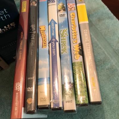 DVDs (Some New/Sealed) Lord of the Rings, Harry Potter & more -lot 428
