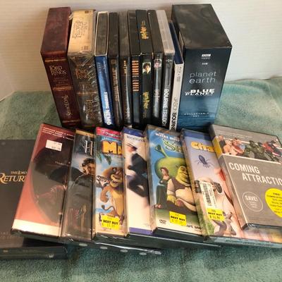 DVDs (Some New/Sealed) Lord of the Rings, Harry Potter & more -lot 428