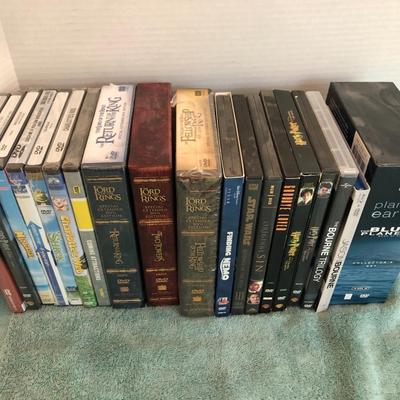 DVDs (Some New/Sealed) Lord of the Rings, Harry Potter & more -lot 428