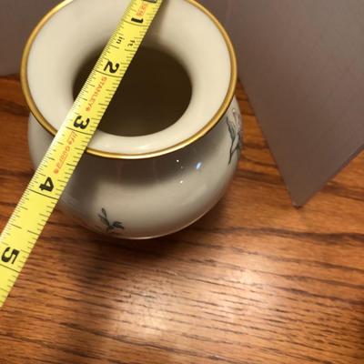 Sheffield England, Lenox, Chi-Keri Chen & Family Rose Asian Dish -Lot 430