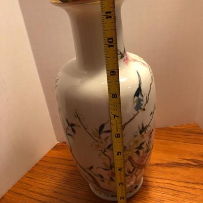 Sheffield England, Lenox, Chi-Keri Chen & Family Rose Asian Dish -Lot 430