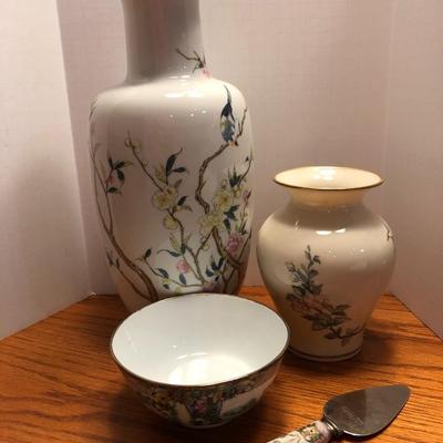 Sheffield England, Lenox, Chi-Keri Chen & Family Rose Asian Dish -Lot 430