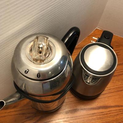 Hamilton-Beach Coffee Percolator & Electric Tea Kettle Water Boiler & Heater -Lot 432
