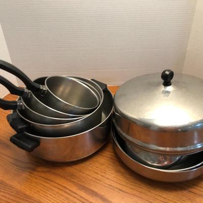 Vintage Farberware (14 Total Pieces) -Lot 435