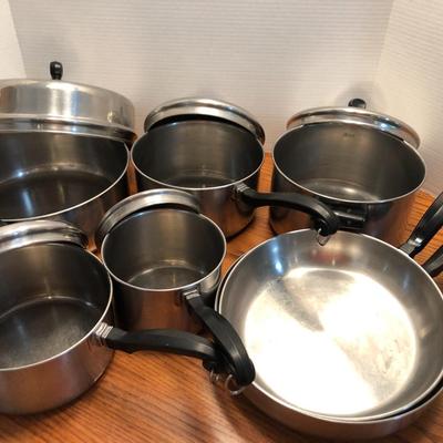 Vintage Farberware (14 Total Pieces) -Lot 435