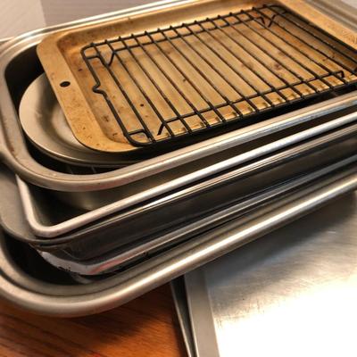 Pans, Pans & More Pans plus some -Lot 438