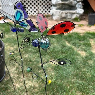 STAKED GLASS BUTTERFLIES AND LARGER FLOWER POT