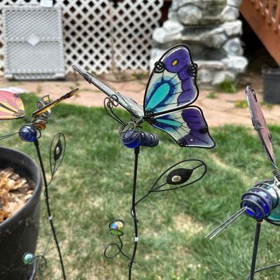 STAKED GLASS BUTTERFLIES AND LARGER FLOWER POT