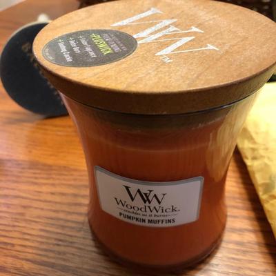 Candle Lot: Candles, Candle Holders & Basket -Lot 439