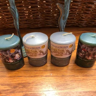 Candle Lot: Candles, Candle Holders & Basket -Lot 439