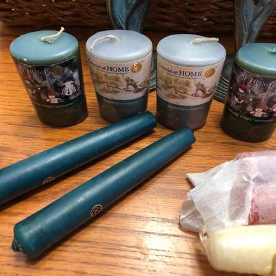 Candle Lot: Candles, Candle Holders & Basket -Lot 439