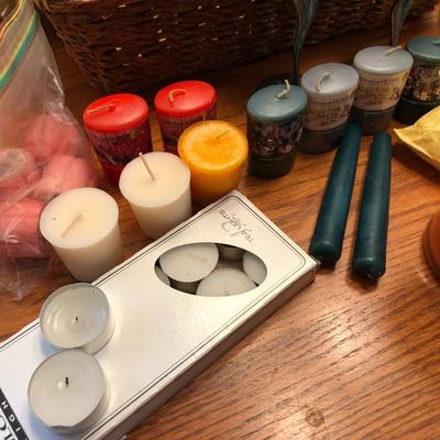 Candle Lot: Candles, Candle Holders & Basket -Lot 439