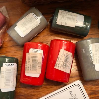 Candle Lot: Candles, Candle Holders & Basket -Lot 439