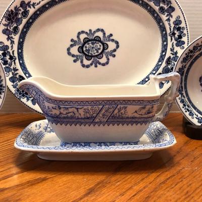 Wedgewood Mandarin Harvest Plates & Wedgewood & Co. Gravy Boat & Plate -Lot 441
