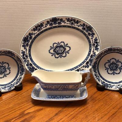 Wedgewood Mandarin Harvest Plates & Wedgewood & Co. Gravy Boat & Plate -Lot 441