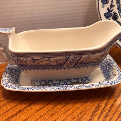 Wedgewood Mandarin Harvest Plates & Wedgewood & Co. Gravy Boat & Plate -Lot 441