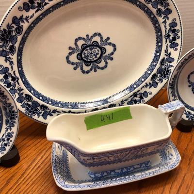 Wedgewood Mandarin Harvest Plates & Wedgewood & Co. Gravy Boat & Plate -Lot 441