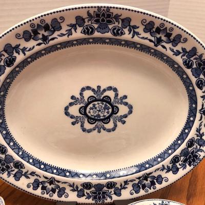 Wedgewood Mandarin Harvest Plates & Wedgewood & Co. Gravy Boat & Plate -Lot 441