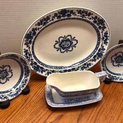 Wedgewood Mandarin Harvest Plates & Wedgewood & Co. Gravy Boat & Plate -Lot 441