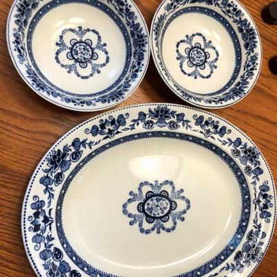 Wedgewood Mandarin Harvest Plates & Wedgewood & Co. Gravy Boat & Plate -Lot 441