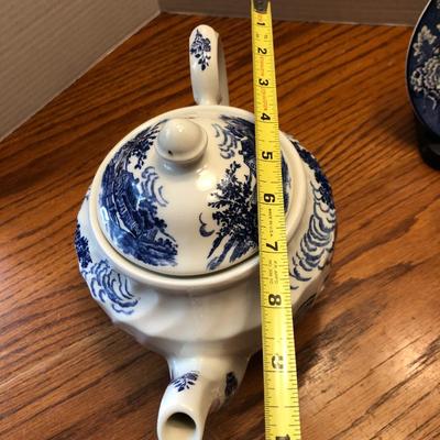 Fine Bone China Lot -Lot 442