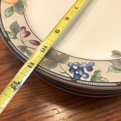 Mikasa Intaglio CAC29 Garden Harvest -Lot 443