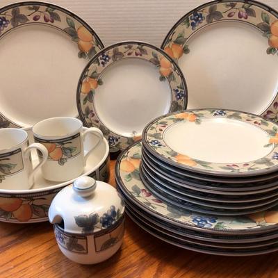 Mikasa Intaglio CAC29 Garden Harvest -Lot 443